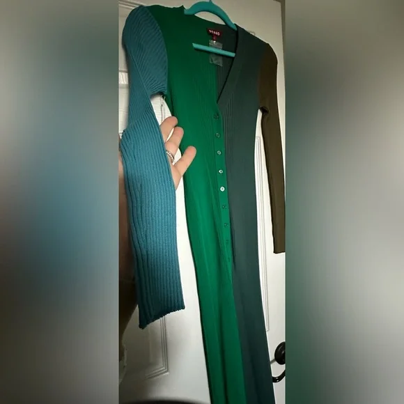 ‼️RARE‼️🎸STAUD🎸🔥NWT🔥 "Shoko" ribbed colorblock sweater dress in Fern— Size S - Picture 4 of 11